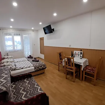 Appartement Gizella Apartmanhaus Bük
