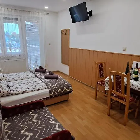 Apartment Gizella Apartmanhaus *