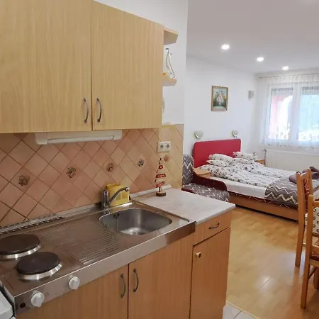 Appartement Gizella Apartmanhaus