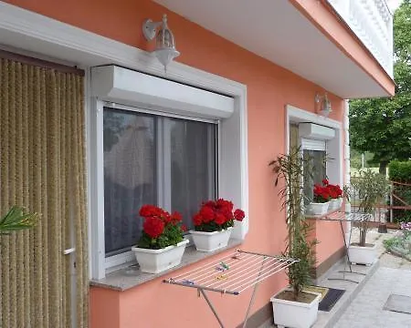Gizella Apartmanhaus * Buk