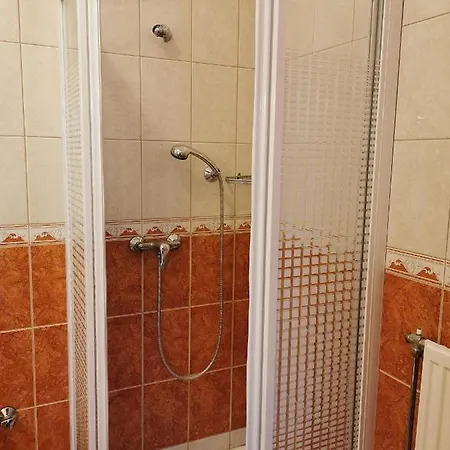 Lägenhet Gizella Apartmanhaus Bük