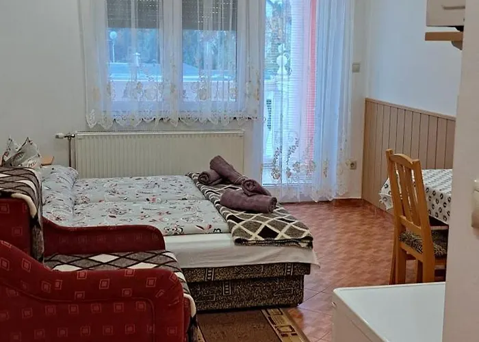 Gizella Apartmanhaus Lägenhet
