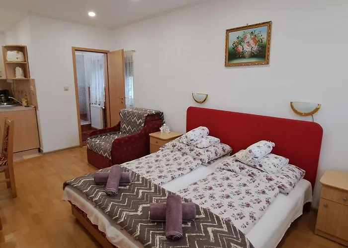 Lägenhet Gizella Apartmanhaus