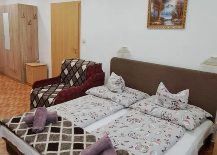 Gizella Apartmanhaus Lägenhet *