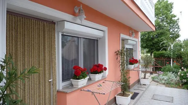 Gizella Apartmanhaus * Bük