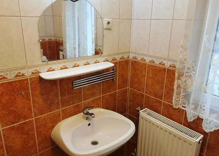 Gizella Apartmanhaus Lägenhet *